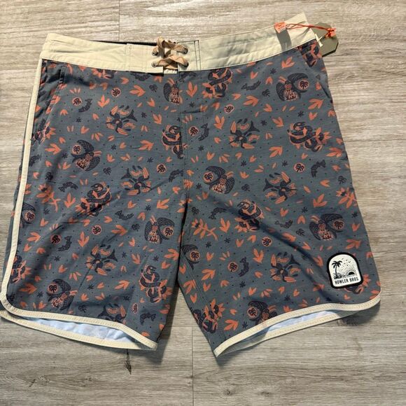 Howler Bros NWT Bruja Boardshorts - Picture 2 of 5
